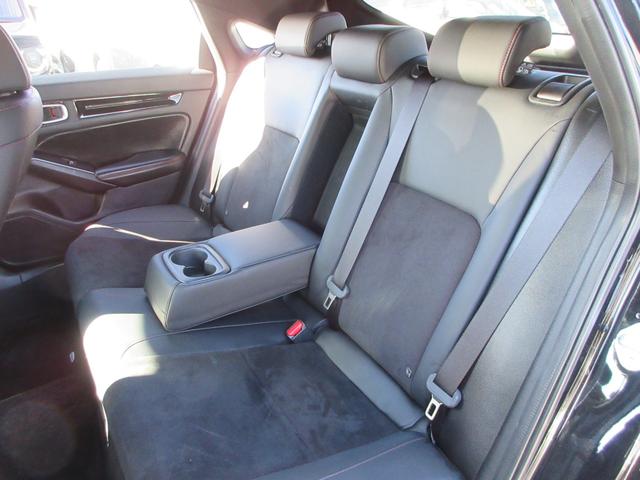 シビック e:HEV ホンダセンシング 純正9インチナビ フルセグTV バックカメラ BOSEサウンド アダプティブクルーズコントロール パドルシフト ハーフレザーシート シートヒーター パワーシート LEDヘッドライト(50枚目)