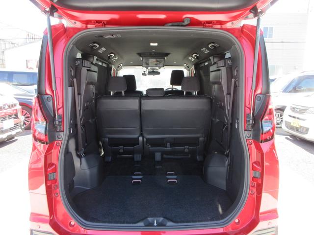 ノア ハイブリッドＳ－Ｇ　純正１０．５インチナビ　フルセグＴＶ　後席フリップダウンモニター　全周囲カメラ　両側パワースライドドア　レーダークルーズコントロール　ドラレコ　ＥＴＣ　ブラインドスポットモニター　ＬＥＤヘッドライト（18枚目）