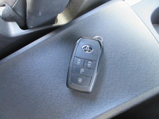 ノア ハイブリッドＳ－Ｇ　純正１０．５インチナビ　フルセグＴＶ　後席フリップダウンモニター　全周囲カメラ　両側パワースライドドア　レーダークルーズコントロール　ドラレコ　ＥＴＣ　ブラインドスポットモニター　ＬＥＤヘッドライト（58枚目）