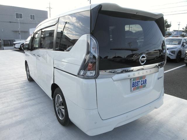 セレナ ｅ－パワー　ＸＶ　プロパイロット　純正１０インチナビ　フルセグＴＶ　全周囲カメラ　両側パワースライドドア　ドラレコ　ＥＴＣ　ＬＥＤヘッドライト　ブラインドスポットモニター　純正１５インチＡＷ　インテリジェントキー（10枚目）