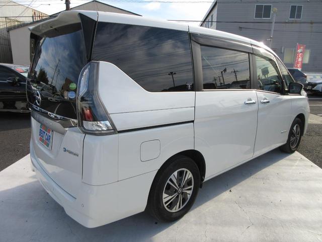 セレナ ｅ－パワー　ＸＶ　プロパイロット　純正１０インチナビ　フルセグＴＶ　全周囲カメラ　両側パワースライドドア　ドラレコ　ＥＴＣ　ＬＥＤヘッドライト　ブラインドスポットモニター　純正１５インチＡＷ　インテリジェントキー（11枚目）