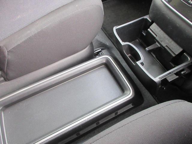 セレナ ｅ－パワー　ＸＶ　プロパイロット　純正１０インチナビ　フルセグＴＶ　全周囲カメラ　両側パワースライドドア　ドラレコ　ＥＴＣ　ＬＥＤヘッドライト　ブラインドスポットモニター　純正１５インチＡＷ　インテリジェントキー（39枚目）