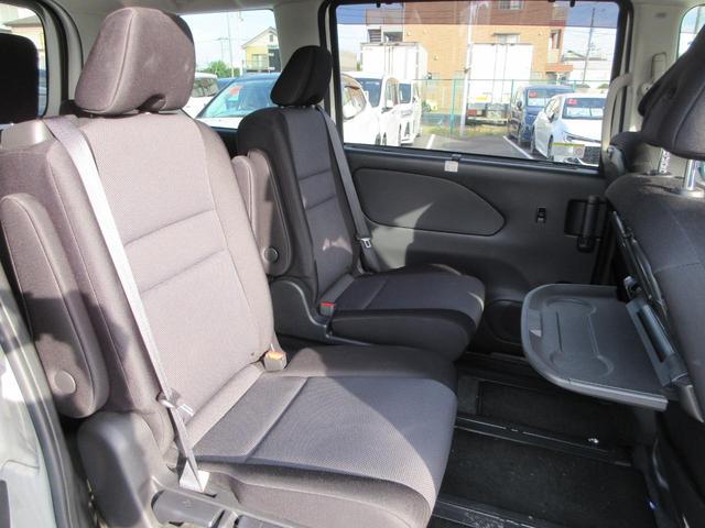 セレナ ｅ－パワー　ＸＶ　プロパイロット　純正１０インチナビ　フルセグＴＶ　全周囲カメラ　両側パワースライドドア　ドラレコ　ＥＴＣ　ＬＥＤヘッドライト　ブラインドスポットモニター　純正１５インチＡＷ　インテリジェントキー（45枚目）