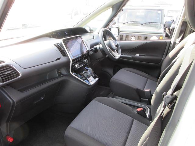 セレナ ｅ－パワー　ＸＶ　プロパイロット　純正１０インチナビ　フルセグＴＶ　全周囲カメラ　両側パワースライドドア　ドラレコ　ＥＴＣ　ＬＥＤヘッドライト　ブラインドスポットモニター　純正１５インチＡＷ　インテリジェントキー（49枚目）