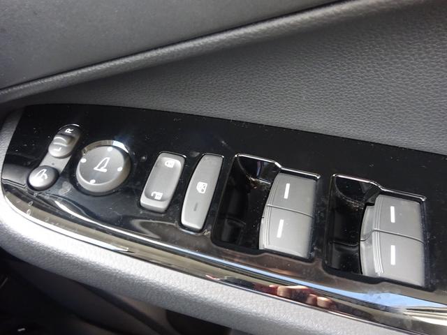 ヴェゼル e:HEV Z 純正エアロ 純正9インチナビ フルセグTV パワーバックドア バックカメラ ドライブレコーダー ETC2.0 Bluetooth USB アダプティブクルーズコントロール ブラインドスポットモニター(26枚目)