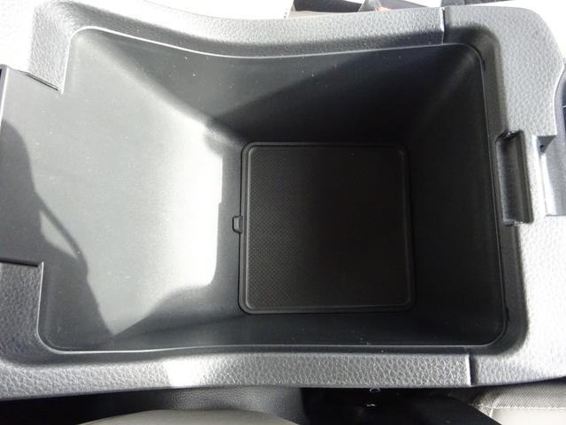 ヴェゼル e:HEV Z 純正エアロ 純正9インチナビ フルセグTV パワーバックドア バックカメラ ドライブレコーダー ETC2.0 Bluetooth USB アダプティブクルーズコントロール ブラインドスポットモニター(38枚目)