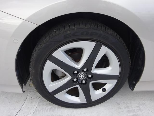 プリウス Ａツーリングセレクション　トヨタセーフティセンス　純正９インチナビ　フルセグＴＶ　バックカメラ　ドライブレコーダー　ＥＴＣ　Ｂｌｕｅｔｏｏｔｈ　ＤＩＳＣ　ＵＳＢ　アダプティブクルーズコントロール　ブラインドスポットモニター（10枚目）