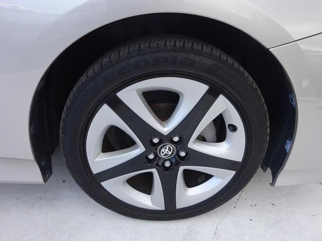 プリウス Ａツーリングセレクション　トヨタセーフティセンス　純正９インチナビ　フルセグＴＶ　バックカメラ　ドライブレコーダー　ＥＴＣ　Ｂｌｕｅｔｏｏｔｈ　ＤＩＳＣ　ＵＳＢ　アダプティブクルーズコントロール　ブラインドスポットモニター（17枚目）