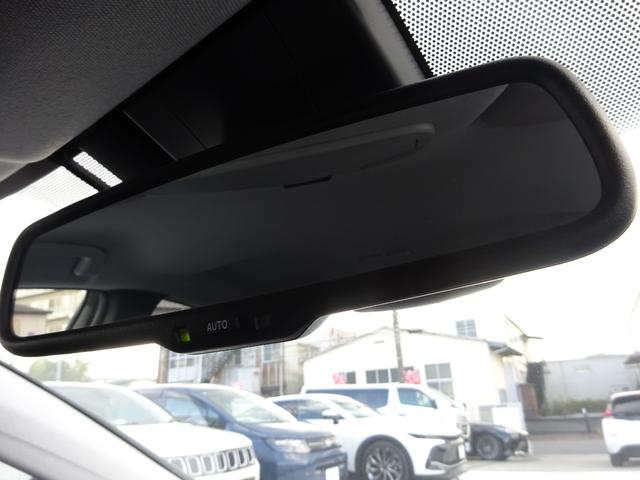 プリウス Ａツーリングセレクション　トヨタセーフティセンス　純正９インチナビ　フルセグＴＶ　バックカメラ　ドライブレコーダー　ＥＴＣ　Ｂｌｕｅｔｏｏｔｈ　ＤＩＳＣ　ＵＳＢ　アダプティブクルーズコントロール　ブラインドスポットモニター（27枚目）