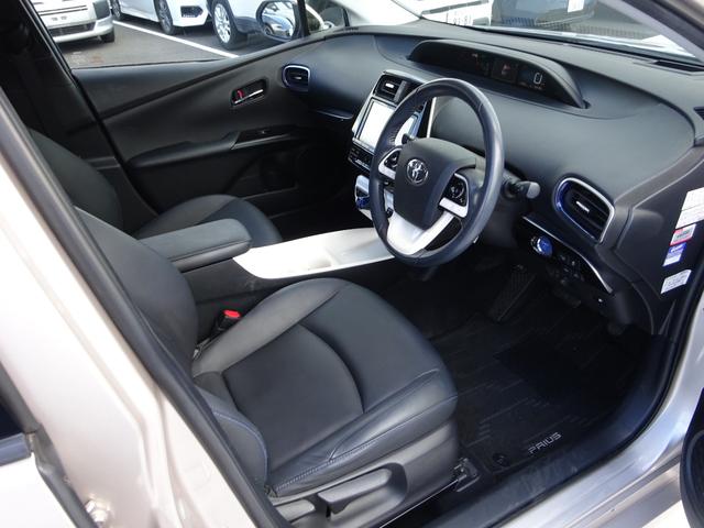 プリウス Ａツーリングセレクション　トヨタセーフティセンス　純正９インチナビ　フルセグＴＶ　バックカメラ　ドライブレコーダー　ＥＴＣ　Ｂｌｕｅｔｏｏｔｈ　ＤＩＳＣ　ＵＳＢ　アダプティブクルーズコントロール　ブラインドスポットモニター（39枚目）