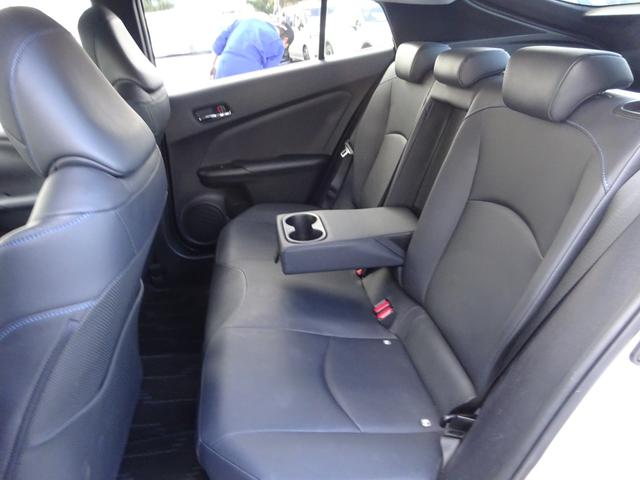 プリウス Ａツーリングセレクション　トヨタセーフティセンス　純正９インチナビ　フルセグＴＶ　バックカメラ　ドライブレコーダー　ＥＴＣ　Ｂｌｕｅｔｏｏｔｈ　ＤＩＳＣ　ＵＳＢ　アダプティブクルーズコントロール　ブラインドスポットモニター（44枚目）