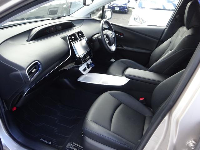 プリウス Ａツーリングセレクション　トヨタセーフティセンス　純正９インチナビ　フルセグＴＶ　バックカメラ　ドライブレコーダー　ＥＴＣ　Ｂｌｕｅｔｏｏｔｈ　ＤＩＳＣ　ＵＳＢ　アダプティブクルーズコントロール　ブラインドスポットモニター（45枚目）