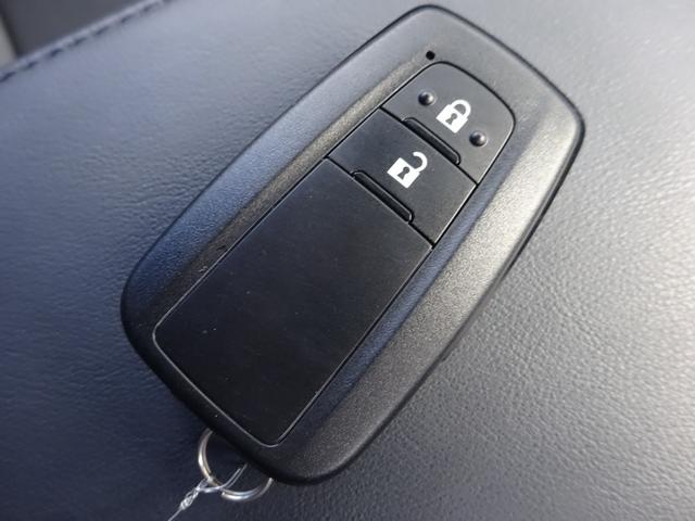 プリウス Ａツーリングセレクション　トヨタセーフティセンス　純正９インチナビ　フルセグＴＶ　バックカメラ　ドライブレコーダー　ＥＴＣ　Ｂｌｕｅｔｏｏｔｈ　ＤＩＳＣ　ＵＳＢ　アダプティブクルーズコントロール　ブラインドスポットモニター（47枚目）