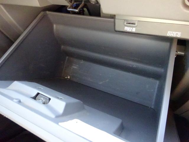 NV350キャラバンバン ロングVX 純正ナビ フルセグTV バックカメラ ドライブレコーダー ETC Bluetooth CD USB 両側スライドドア 電動格納ミラー エマージェンシーブレーキ キーレスエントリー ワンオーナー(35枚目)