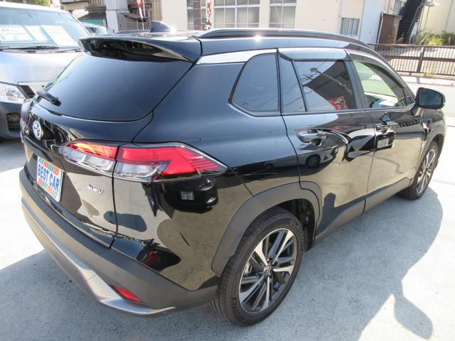 カローラクロス ハイブリッド Z ガラスルーフ 純正10.5インチナビ フルセグTV 全周囲カメラ パワーバックドア レーダークルーズコントロール ETC ハーフレザーシート シートヒーター パワーシート 18インチAW スマートキー(17枚目)