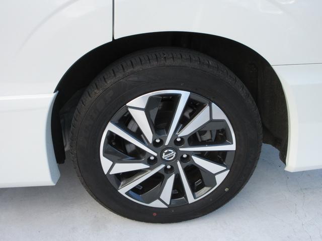 セレナ e-パワー ハイウェイスターV プロパイロット 純正10インチナビ フルセグTV 後席フリップダウンモニター 全周囲カメラ 両側パワースライドドア ドライブレコーダー ETC シートヒーター ステアリングヒーター 防水シート(10枚目)