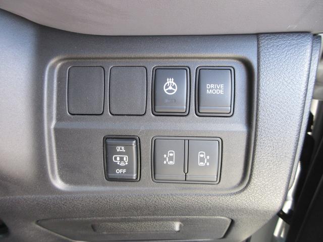 セレナ e-パワー ハイウェイスターV プロパイロット 純正10インチナビ フルセグTV 後席フリップダウンモニター 全周囲カメラ 両側パワースライドドア ドライブレコーダー ETC シートヒーター ステアリングヒーター 防水シート(33枚目)