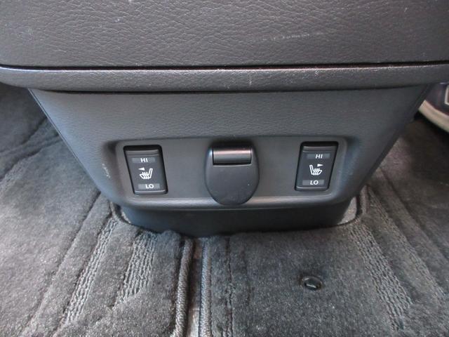 セレナ e-パワー ハイウェイスターV プロパイロット 純正10インチナビ フルセグTV 後席フリップダウンモニター 全周囲カメラ 両側パワースライドドア ドライブレコーダー ETC シートヒーター ステアリングヒーター 防水シート(43枚目)