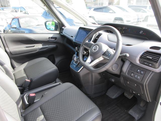 セレナ e-パワー ハイウェイスターV プロパイロット 純正10インチナビ フルセグTV 後席フリップダウンモニター 全周囲カメラ 両側パワースライドドア ドライブレコーダー ETC シートヒーター ステアリングヒーター 防水シート(44枚目)