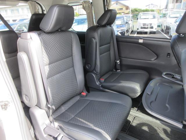 セレナ e-パワー ハイウェイスターV プロパイロット 純正10インチナビ フルセグTV 後席フリップダウンモニター 全周囲カメラ 両側パワースライドドア ドライブレコーダー ETC シートヒーター ステアリングヒーター 防水シート(50枚目)