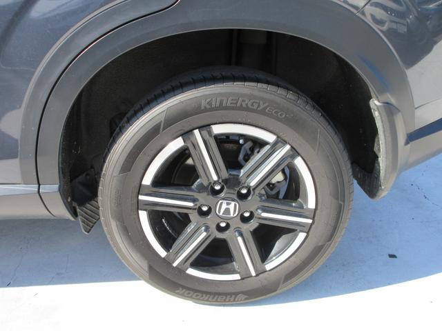 ヴェゼル e:HEV X ホンダセンシング 純正9インチナビ フルセグTV バックカメラ アダプティブクルーズコントロール パドルシフト ドラレコ ETC LEDヘッドライト 純正16インチAW ワイヤレス充電 スマートキー(10枚目)