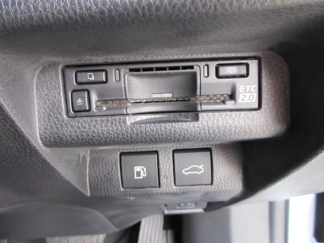 クラウンクロスオーバー Gレザーパッケージ 4WD 本革シート 純正12.3インチナビ フルセグTV 全周囲カメラ レーダークルーズコントロール ETC シートヒーター パワーシート ステアリングヒーター 純正21インチAW LEDヘッドライト(31枚目)