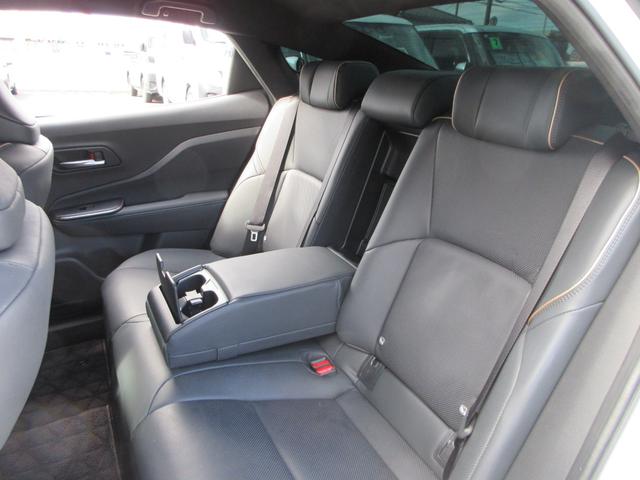 クラウンクロスオーバー Gレザーパッケージ 4WD 本革シート 純正12.3インチナビ フルセグTV 全周囲カメラ レーダークルーズコントロール ETC シートヒーター パワーシート ステアリングヒーター 純正21インチAW LEDヘッドライト(50枚目)