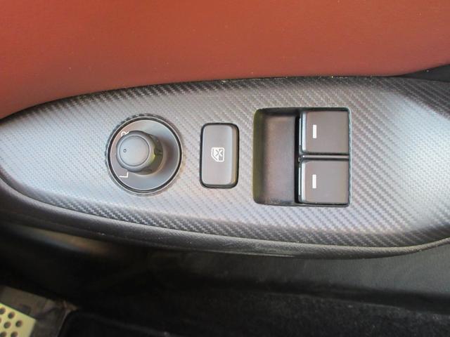 ロードスター レッド・トップ 6速MT 本革シート 純正エアロ 純正ナビ フルセグTV バックカメラ BOSEサウンド ETC シートヒーター 社外17インチAW 車高調 トラクションコントロール スマートキー Bluetooth(34枚目)