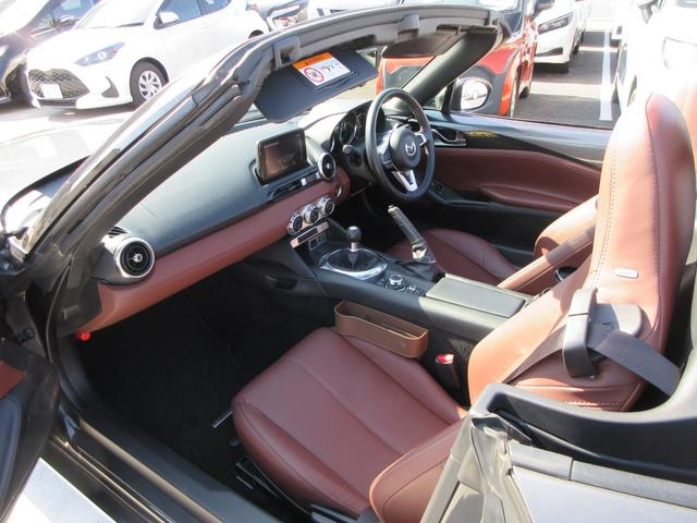 ロードスター レッド・トップ 6速MT 本革シート 純正エアロ 純正ナビ フルセグTV バックカメラ BOSEサウンド ETC シートヒーター 社外17インチAW 車高調 トラクションコントロール スマートキー Bluetooth(50枚目)