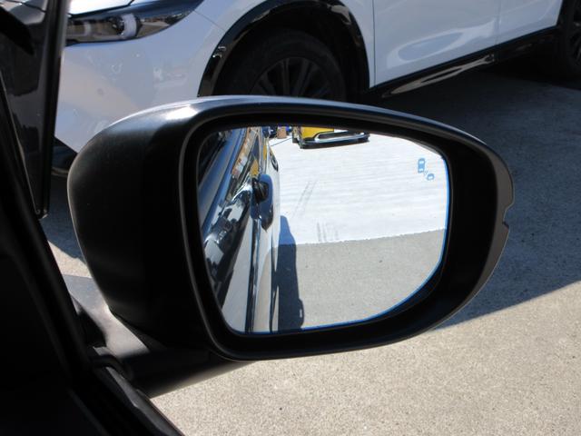 フィット e:HEVリュクス 純正9型ナビ フルセグTV 全周囲カメラ アダプティブクルーズコントロール ドラレコ ETC ハーフレザーシート シートヒーター ステアリングヒーター ブラインドスポットモニター LEDヘッドライト(19枚目)