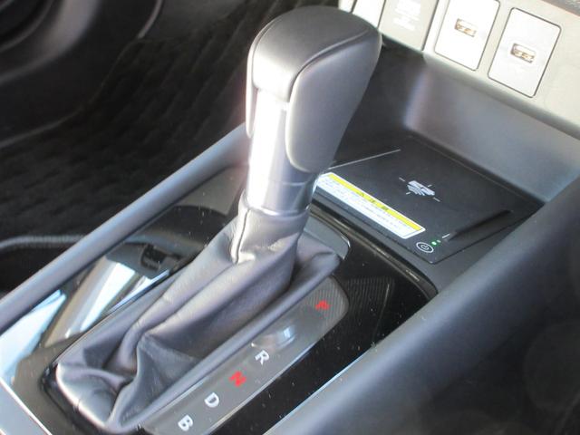 フィット e:HEVリュクス 純正9型ナビ フルセグTV 全周囲カメラ アダプティブクルーズコントロール ドラレコ ETC ハーフレザーシート シートヒーター ステアリングヒーター ブラインドスポットモニター LEDヘッドライト(39枚目)