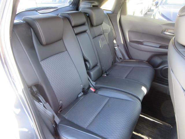 フィット e:HEVリュクス 純正9型ナビ フルセグTV 全周囲カメラ アダプティブクルーズコントロール ドラレコ ETC ハーフレザーシート シートヒーター ステアリングヒーター ブラインドスポットモニター LEDヘッドライト(47枚目)