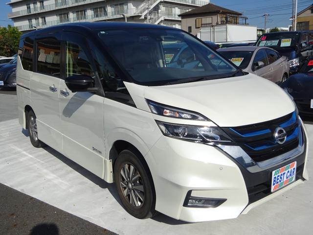 セレナ ｅ－パワー　ハイウェイスターＶ　プロパイロット　純正９インチナビ　フルセグＴＶ　後席フリップダウンモニター　両側パワースライドドア　アラウンドビューモニター　ドライブレコーダー　ＥＴＣ　レーンキープアシスト　ハンドルヒーター（7枚目）
