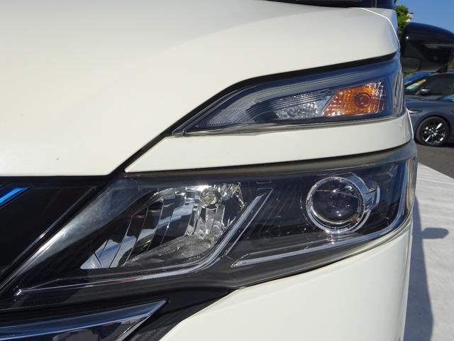 セレナ ｅ－パワー　ハイウェイスターＶ　プロパイロット　純正９インチナビ　フルセグＴＶ　後席フリップダウンモニター　両側パワースライドドア　アラウンドビューモニター　ドライブレコーダー　ＥＴＣ　レーンキープアシスト　ハンドルヒーター（8枚目）