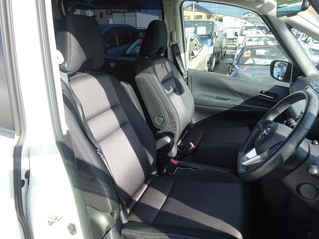 セレナ ｅ－パワー　ハイウェイスターＶ　プロパイロット　純正９インチナビ　フルセグＴＶ　後席フリップダウンモニター　両側パワースライドドア　アラウンドビューモニター　ドライブレコーダー　ＥＴＣ　レーンキープアシスト　ハンドルヒーター（39枚目）