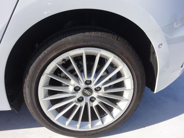 A3 スポーツバック30TFSIアドバンスド ラグジュアリーパッケージ アイボリーレザー 純正ナビ フルセグTV バックカメラ ドライブレコーダー ETC2.0 Bluetooth USB パワーシート シートヒーター オートライト(11枚目)