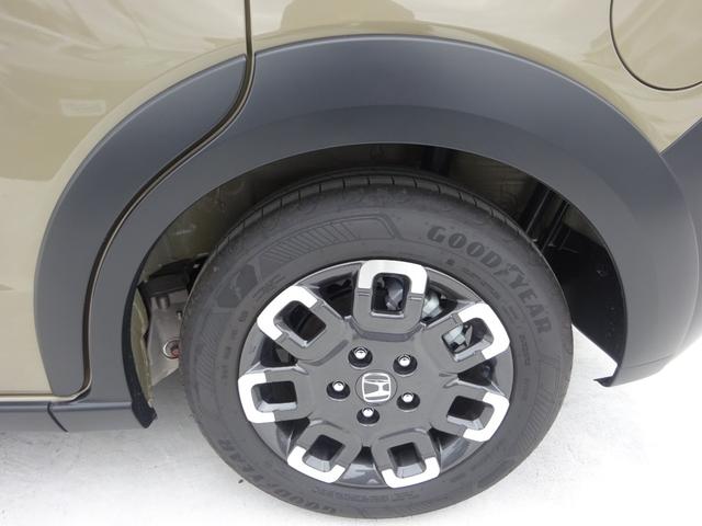 フリード e:HEVクロスター Aplle carplay Android auto 純正8インチディスプレイ 両側パワースライドドア バックカメラ Bluetooth USB アダプティブクルーズコントロール(11枚目)