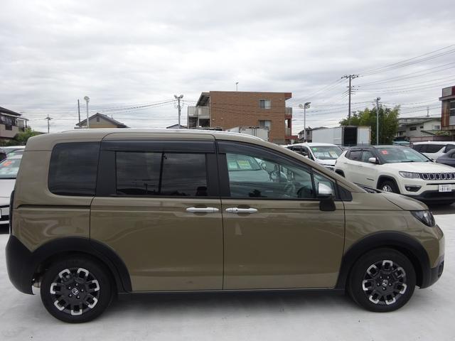 フリード e:HEVクロスター Aplle carplay Android auto 純正8インチディスプレイ 両側パワースライドドア バックカメラ Bluetooth USB アダプティブクルーズコントロール(16枚目)