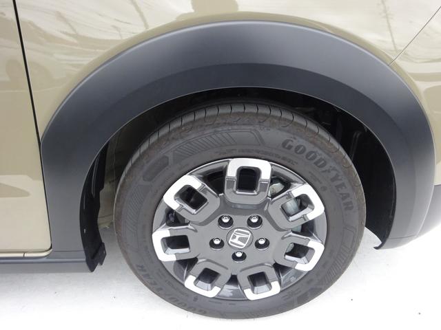 フリード e:HEVクロスター Aplle carplay Android auto 純正8インチディスプレイ 両側パワースライドドア バックカメラ Bluetooth USB アダプティブクルーズコントロール(17枚目)