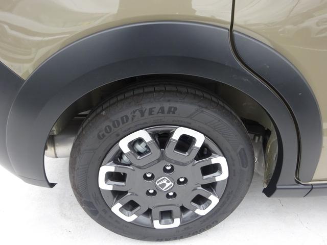 フリード e:HEVクロスター Aplle carplay Android auto 純正8インチディスプレイ 両側パワースライドドア バックカメラ Bluetooth USB アダプティブクルーズコントロール(18枚目)