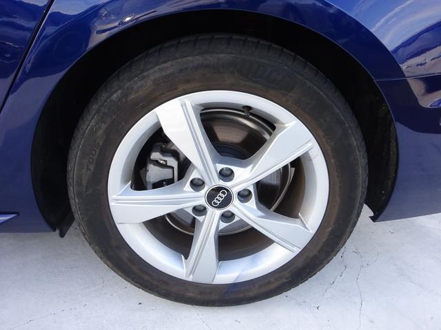 Ａ４ ３５ＴＦＳＩアドバンスド　レザーシート　純正ナビ　アラウンドビューモニター　ドライブレコーダー　ＥＴＣ２．０　Ｂｌｕｅｔｏｏｔｈ　ＵＳＢ　アダプティブクルーズコントロール　レーンキープアシスト　ワンオーナー　ダブルエアコン（11枚目）