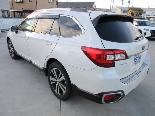 レガシィアウトバック リミテッド　４ＷＤ　アイサイト　本革シート　純正８インチナビ　フルセグＴＶ　後席フリップダウンモニター　フロント＋サイド＋バックカメラ　パワーバックドア　クルコン　ドラレコ　ＥＴＣ　シートヒーター　パワーシート（16枚目）