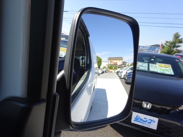 ＮＶ２００バネットバン ＶＸ　社外ナビ　バックカメラ　ＤＩＳＣ　ＵＳＢ　運転席助手席エアバック　両側スライドドア　パワーステーション　キーレスエントリー（24枚目）