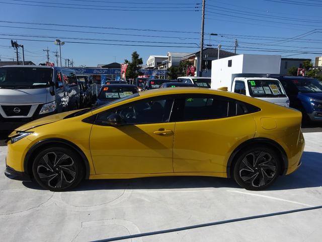 プリウス Ｚ　純正１２．３インチナビ　フルセグＴＶ　パワーバックドア　アラウンドビューモニター　ＥＴＣ２．０　Ｂｌｕｅｔｏｏｔｈ　ＵＳＢ　アダプティブクルーズコントロール　レーンキープアシスト（6枚目）