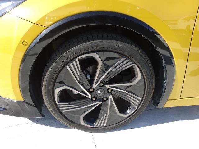 プリウス Ｚ　純正１２．３インチナビ　フルセグＴＶ　パワーバックドア　アラウンドビューモニター　ＥＴＣ２．０　Ｂｌｕｅｔｏｏｔｈ　ＵＳＢ　アダプティブクルーズコントロール　レーンキープアシスト（7枚目）