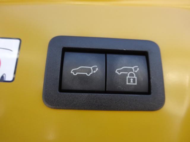 プリウス Ｚ　純正１２．３インチナビ　フルセグＴＶ　パワーバックドア　アラウンドビューモニター　ＥＴＣ２．０　Ｂｌｕｅｔｏｏｔｈ　ＵＳＢ　アダプティブクルーズコントロール　レーンキープアシスト（13枚目）