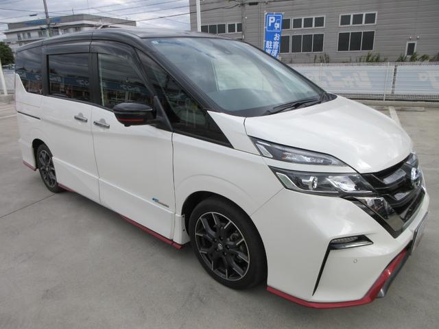 セレナ ニスモ　プロパイロット　純正１０．５インチナビ　フルセグＴＶ　後席フリップダウンモニター　全周囲カメラ　両側パワースライドドア　ドラレコ　ＥＴＣ　ＬＥＤヘッドライト　純正１７インチＡＷ　インテリジェントキー（6枚目）