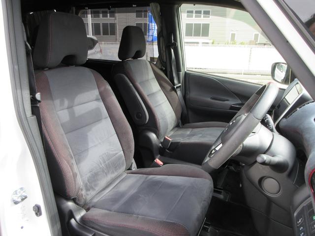 セレナ ニスモ　プロパイロット　純正１０．５インチナビ　フルセグＴＶ　後席フリップダウンモニター　全周囲カメラ　両側パワースライドドア　ドラレコ　ＥＴＣ　ＬＥＤヘッドライト　純正１７インチＡＷ　インテリジェントキー（47枚目）