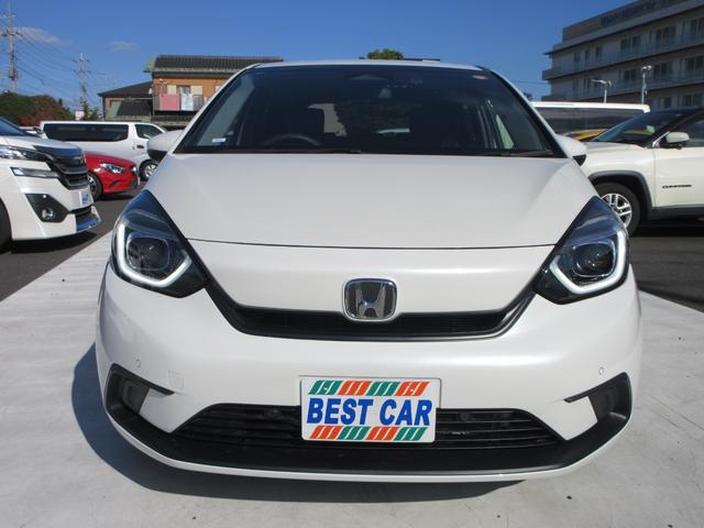 フィット ホーム　ナビスペシャルパッケージ　ホンダセンシング　純正８インチナビ　フルセグＴＶ　バックカメラ　アダプティブクルーズコントロール　ドラレコ　ＥＴＣ　ハーフレザーシート　ＬＥＤヘッドライト　スマートキー（5枚目）