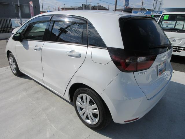 フィット ホーム　ナビスペシャルパッケージ　ホンダセンシング　純正８インチナビ　フルセグＴＶ　バックカメラ　アダプティブクルーズコントロール　ドラレコ　ＥＴＣ　ハーフレザーシート　ＬＥＤヘッドライト　スマートキー（16枚目）